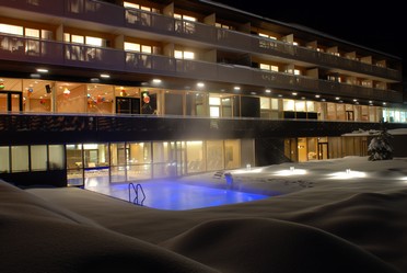 Pool Winter
