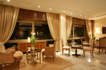 Lobby-Bar