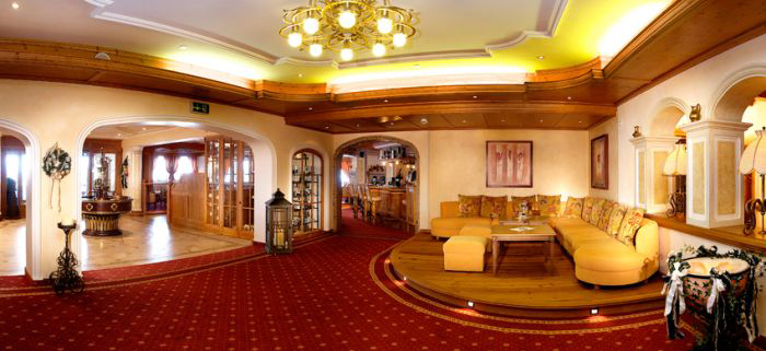 Die Hotelhalle