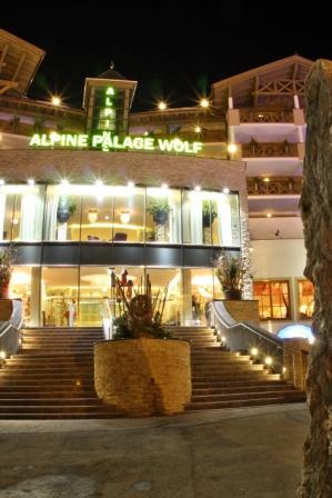 The Alpine Palace New Balance Luxus Resort