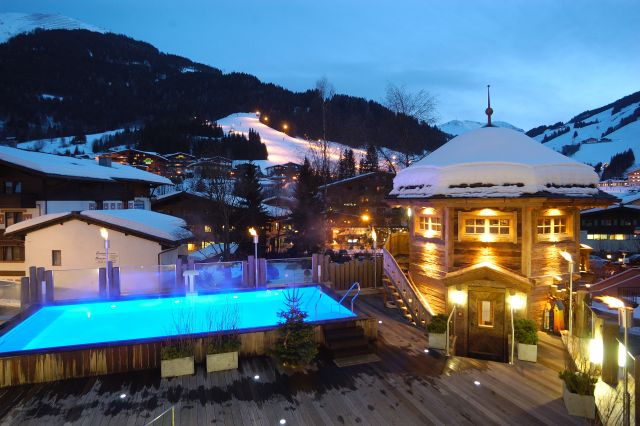 Der Au�enpool